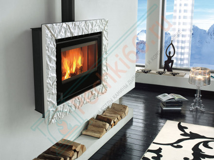 Печь-камин Plasma 80:26, цвет бордовый (La Nordica)